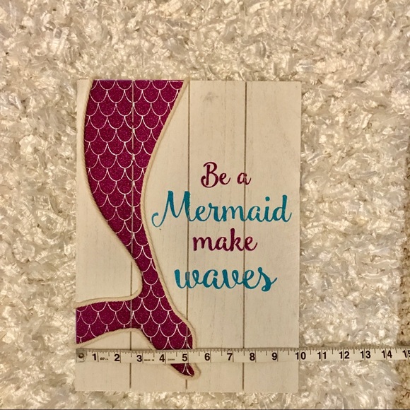 Mermaid Art Piece  NEW - Picture 4 of 5